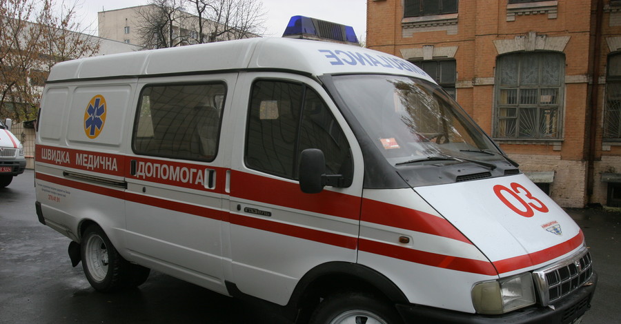 В Киеве три ребенка выпали из окон
