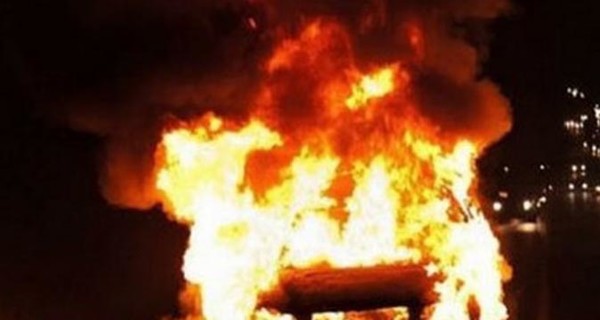 В Киеве опять горят автомобили