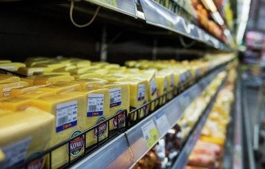 Россия запретила ввоз растительной продукции в багаже и молока из Украины