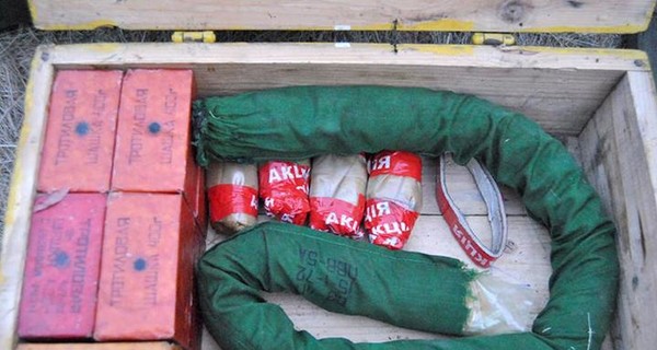50 кг взрывчатки под мостом в Луганском могли разрушить половину поселка