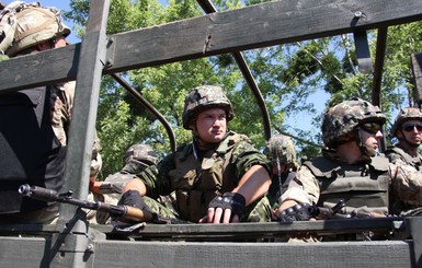 Как проходит АТО: армия берет в кольцо Луганск, Стаханов и Алчевск