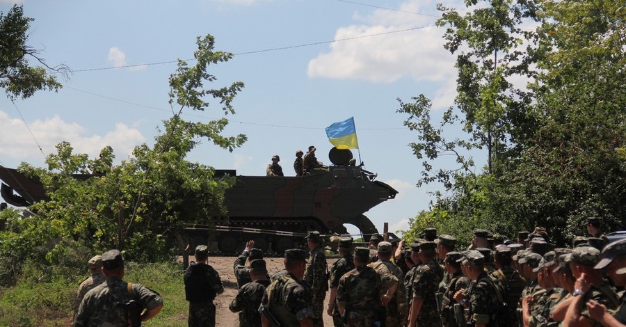 Как проходит АТО: бои за Снежное и Марьинку, стрельба в Донецке