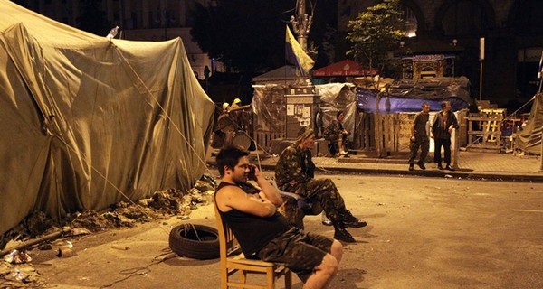 Ночь на Майдане: ожидание штурма и 