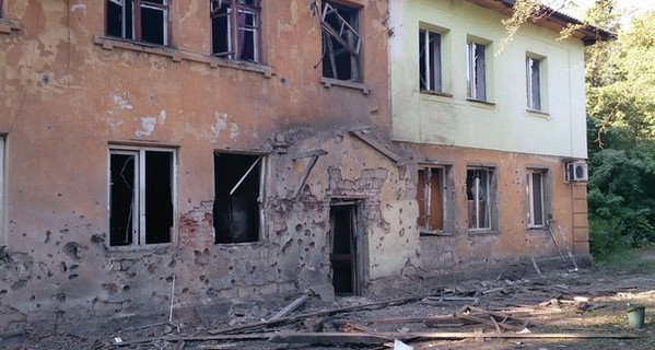 В Донецке рожают в бомбоубежищах, город снова под обстрелом
