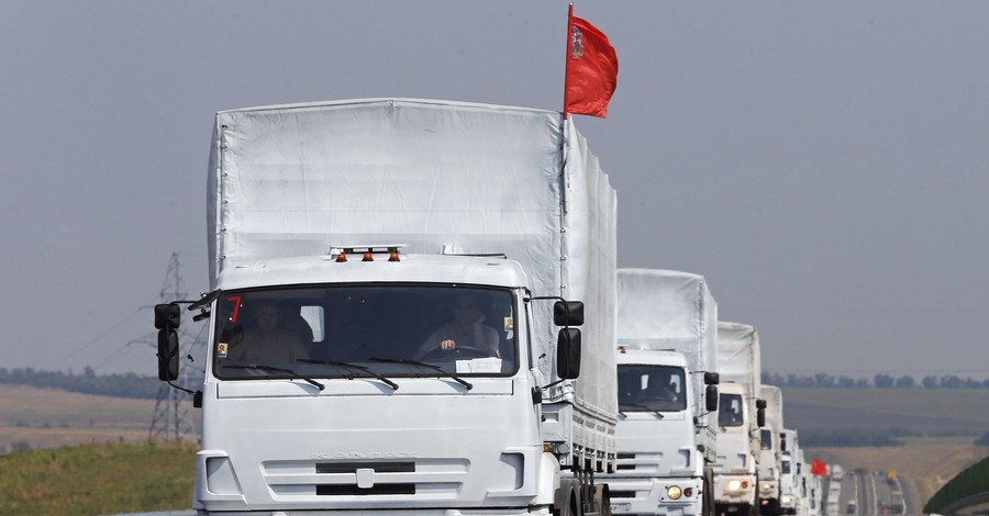 Гуманитарный конвой из России приблизился к украинской границе