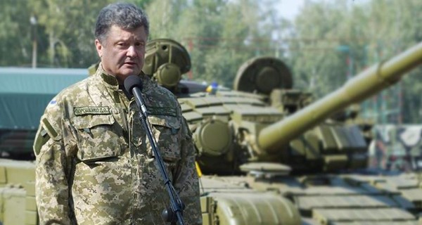 Порошенко: Мы уничтожили технику, которая вошла в Украину