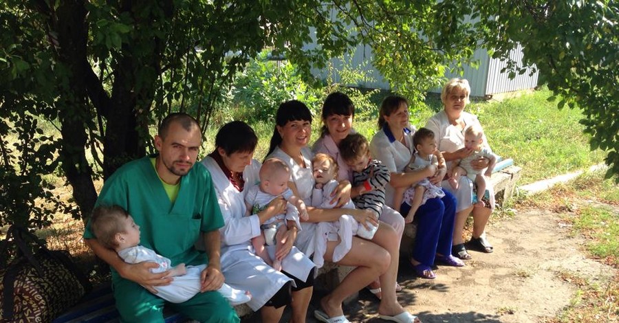 Детдомовцам, которых незаконно вывезли из Луганска, нужна помощь