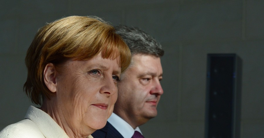 Порошенко с Меркель обсудят новый мирный план для востока