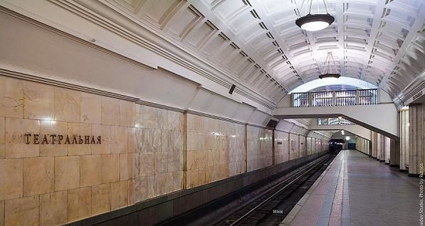 Утро в Киеве начинается с сообщений о минировании метро