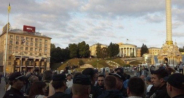 В Киеве разогнали активистов, которые выступили против военного парада