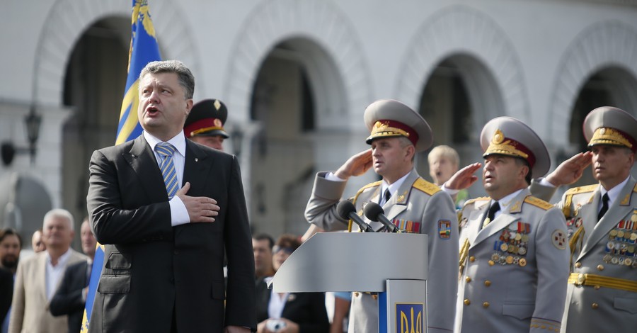 Обращение Порошенко к народу: Нынешняя война, возможно, войдет в историю, как Отечественная война 2014-го
