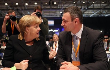 Меркель встретилась с мэрами Украины и дала совет Кличко