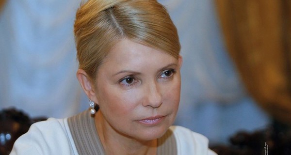 Тимошенко заманивает Яценюка в свою команду, суля ему кресло премьер-министра