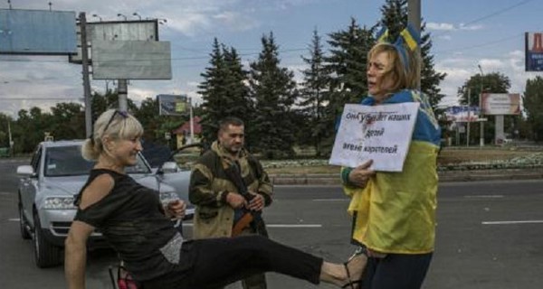В Донецке ищут женщину, пережившую казнь у позорного столба 
