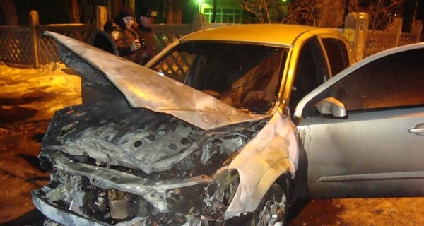 В Киеве горели дорогие автомобили