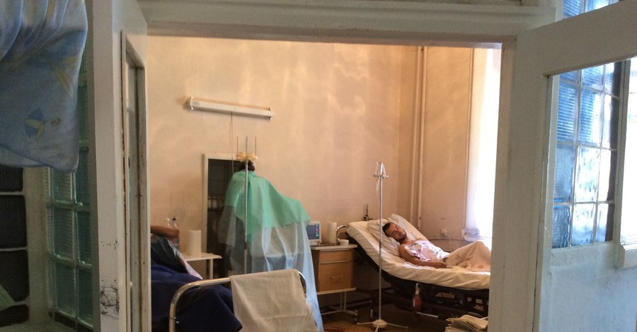 Геращенко: В Днепропетровск привезли 85 раненых из-под Иловайска