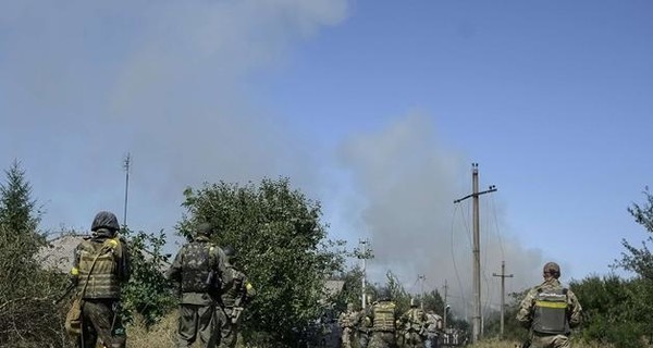 СНБО: Операция по выводу силовиков из Иловайска продолжается