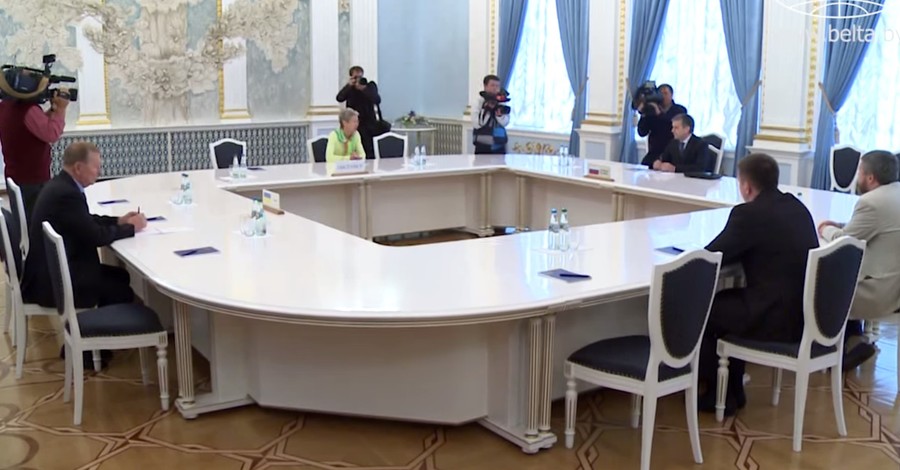 Третий раунд переговоров в Минске, или В ожидании мира 