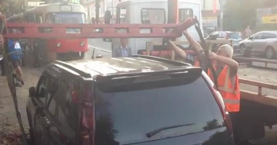 Киевляне наказали водителя за неправильную парковку