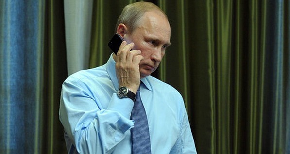 Путин созвонился с Порошенко по ситуации на Донбассе