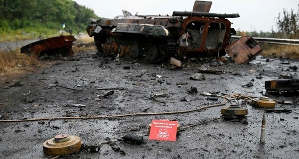 Госпогранслужба: в Луганской области на блокпосту взорвался автомобиль с водителем
