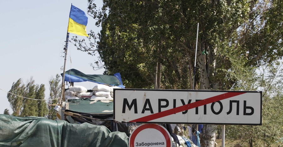 СМИ: В Мариуполе слышны залпы тяжелых орудий