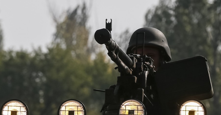 СНБО: Украина отведет войска синхронно с противником
