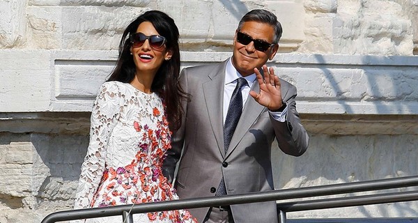 Родители требуют от Клуни и Аламуддин внуков