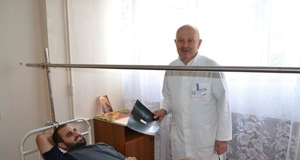 Травматолог Николай Мажара спасал бойцов в Афгане, а теперь оперирует пострадавших в АТО