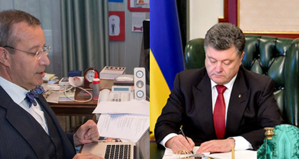 Сравните сами: малахитовая роскошь на столе Порошенко и рабочий беспорядок - у президента Эстонии 
