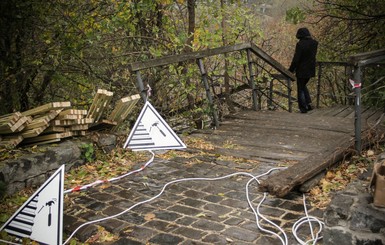 В Киеве спасают аварийную лестницу на Пейзажной аллее