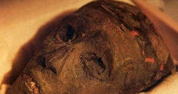 Новое открытие: Тутанхамон умер от генетических нарушений