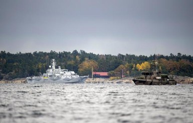 Швеция прекратила поиски субмарины 