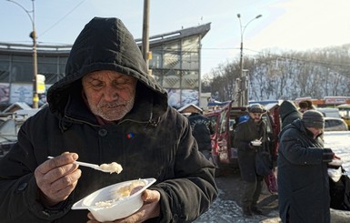 В Луганской области избирателей будут подкармливать специальной кашей
