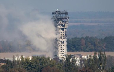 Пресс-центр АТО: обстрелян аэропорт в Донецке и села под Мариуполем