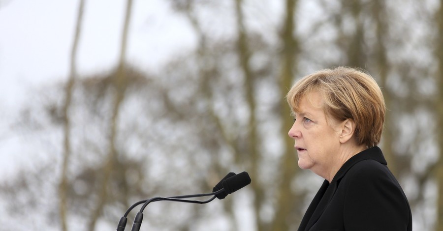 Меркель: Евросоюз остановит реверс, если Украина и Россия не договорятся