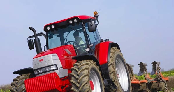В Киеве аферист дважды продал несуществующий трактор