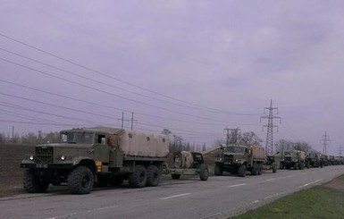 В Донецк зашла колонна неизвестной военной техники