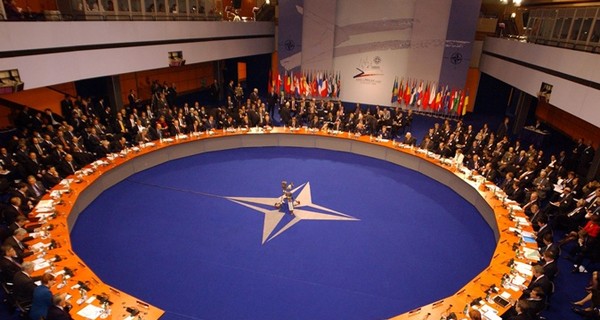 В НАТО предрекают Украине замороженный конфликт на Донбассе