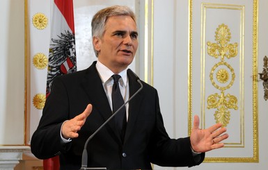 Канцлер Австрии выступил против санкций для России