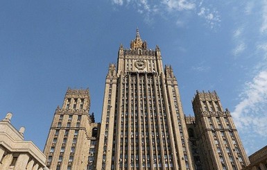 В МИД России раскритиковали возможные поставки оружия из США в Украину