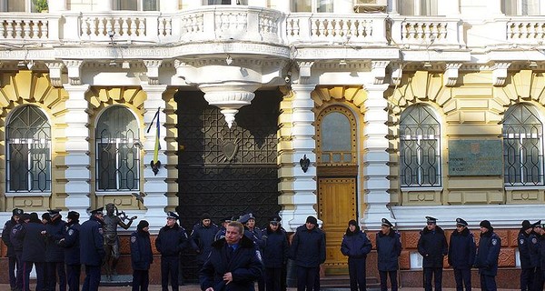 В Одессе милиционеры разогнали пикет Евромайдана