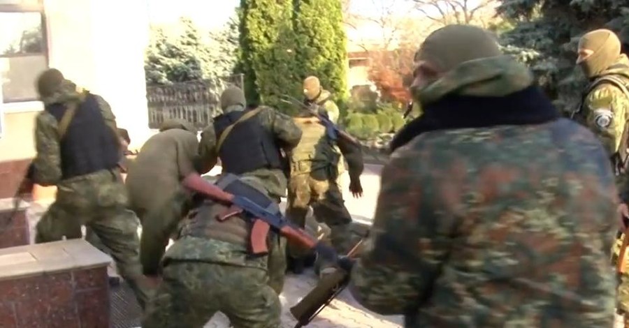 В сети появилось видео, как штурмовали одесский НПЗ