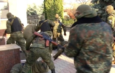 В сети появилось видео, как штурмовали одесский НПЗ