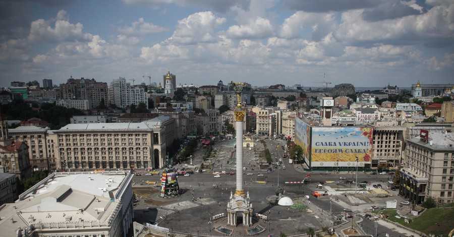С Майдана хотят убрать колонну Независимости и запретить торговать в переходах