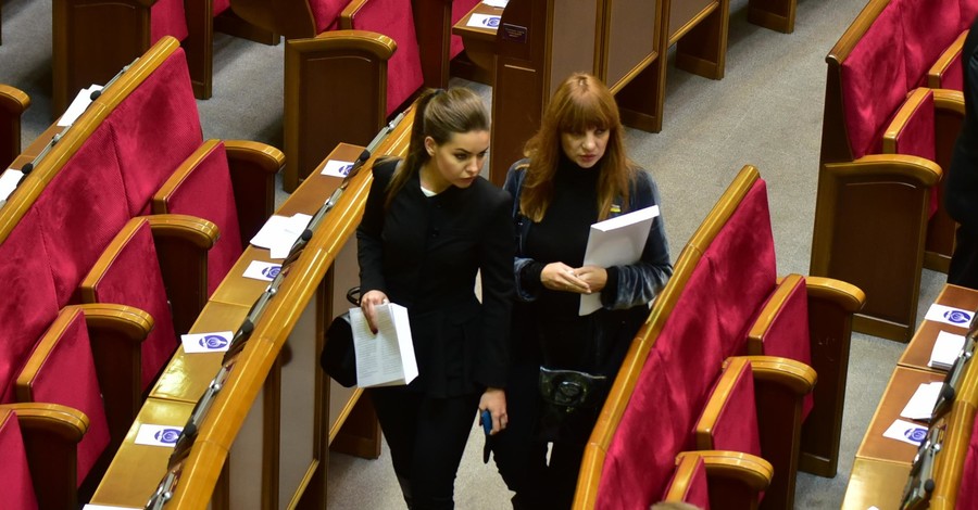 24-летняя депутат Алена Кошелева рассказала, благодаря чему попала в Раду