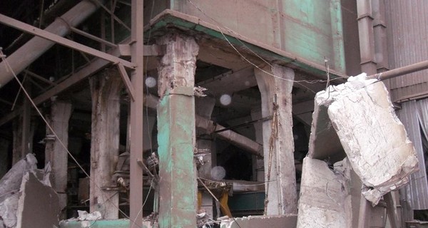 От мощного взрыва на полтавском комбикормовом заводе работников спас обеденный перерыв