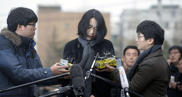 В Южной Корее бум на орехи макадамия из-за инцидента со стюардессой