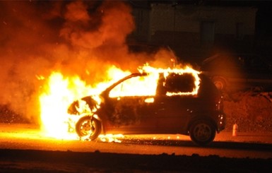 В Киеве из-за морозов горели авто