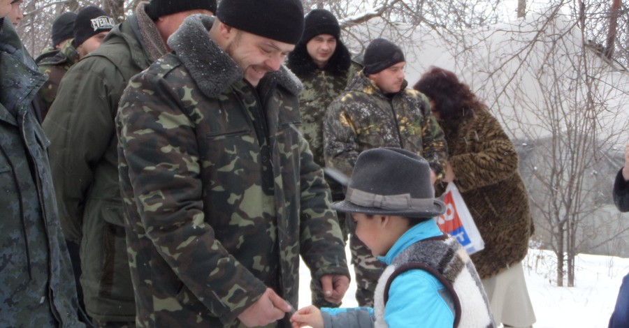 В Донбассе на блокпостах устроили вертеп